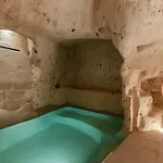 Corte San Pietro Матера