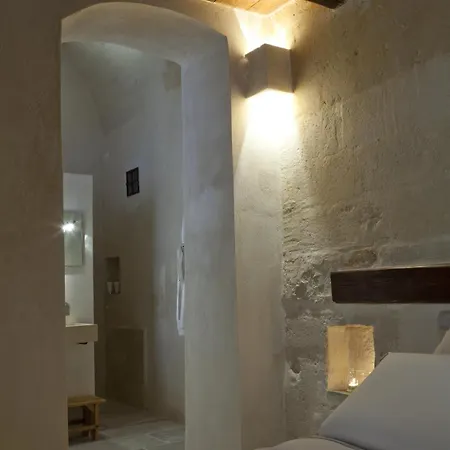 Corte San Pietro فندق