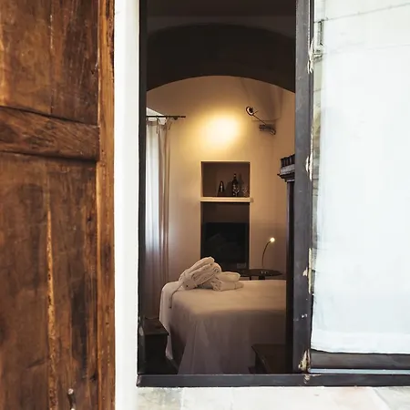 Corte San Pietro فندق 4*