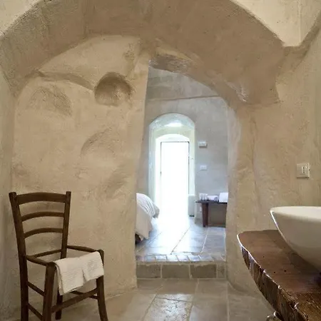 Corte San Pietro 4* Matera