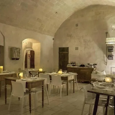 Corte San Pietro فندق 4*